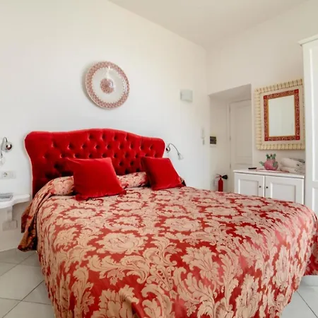 La Dolce - Two Bedroom With Sea View Terrace *